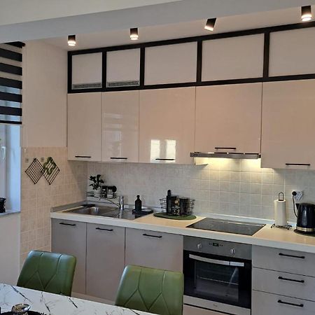 Apartmani Bruna Jezera Exterior photo