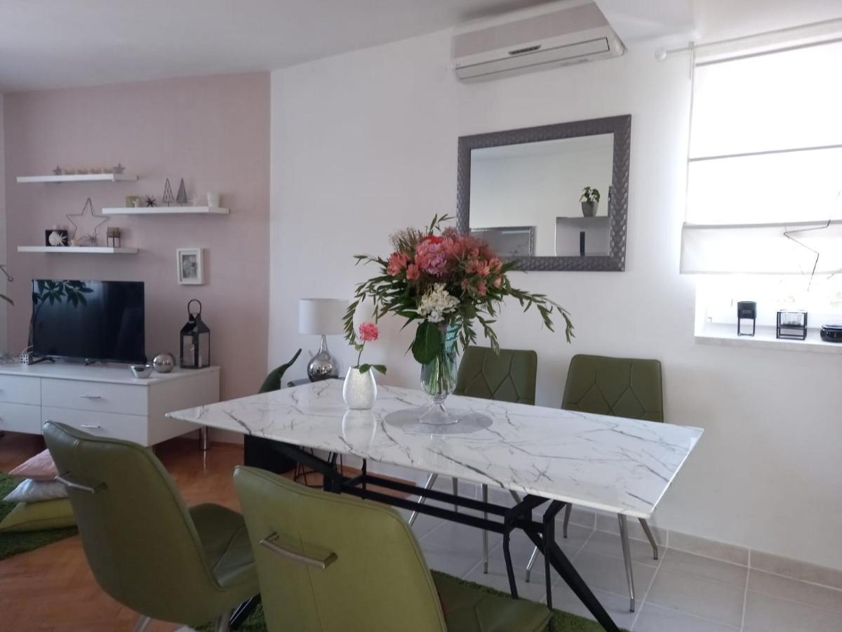 Apartmani Bruna Jezera Exterior photo