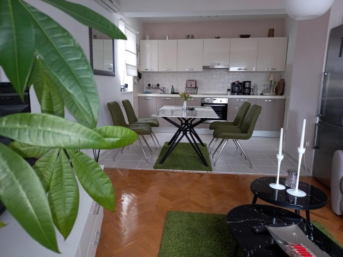 Apartmani Bruna Jezera Exterior photo