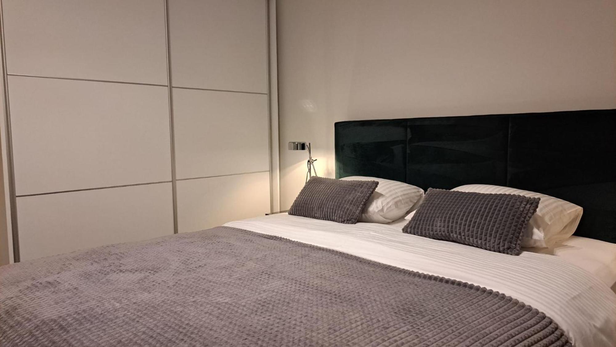 Apartmani Bruna Jezera Room photo