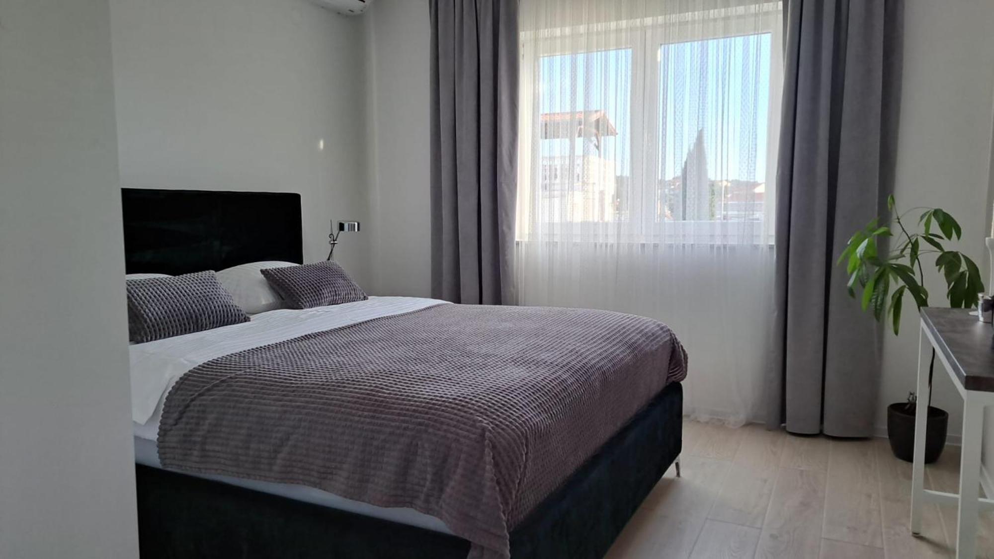 Apartmani Bruna Jezera Exterior photo